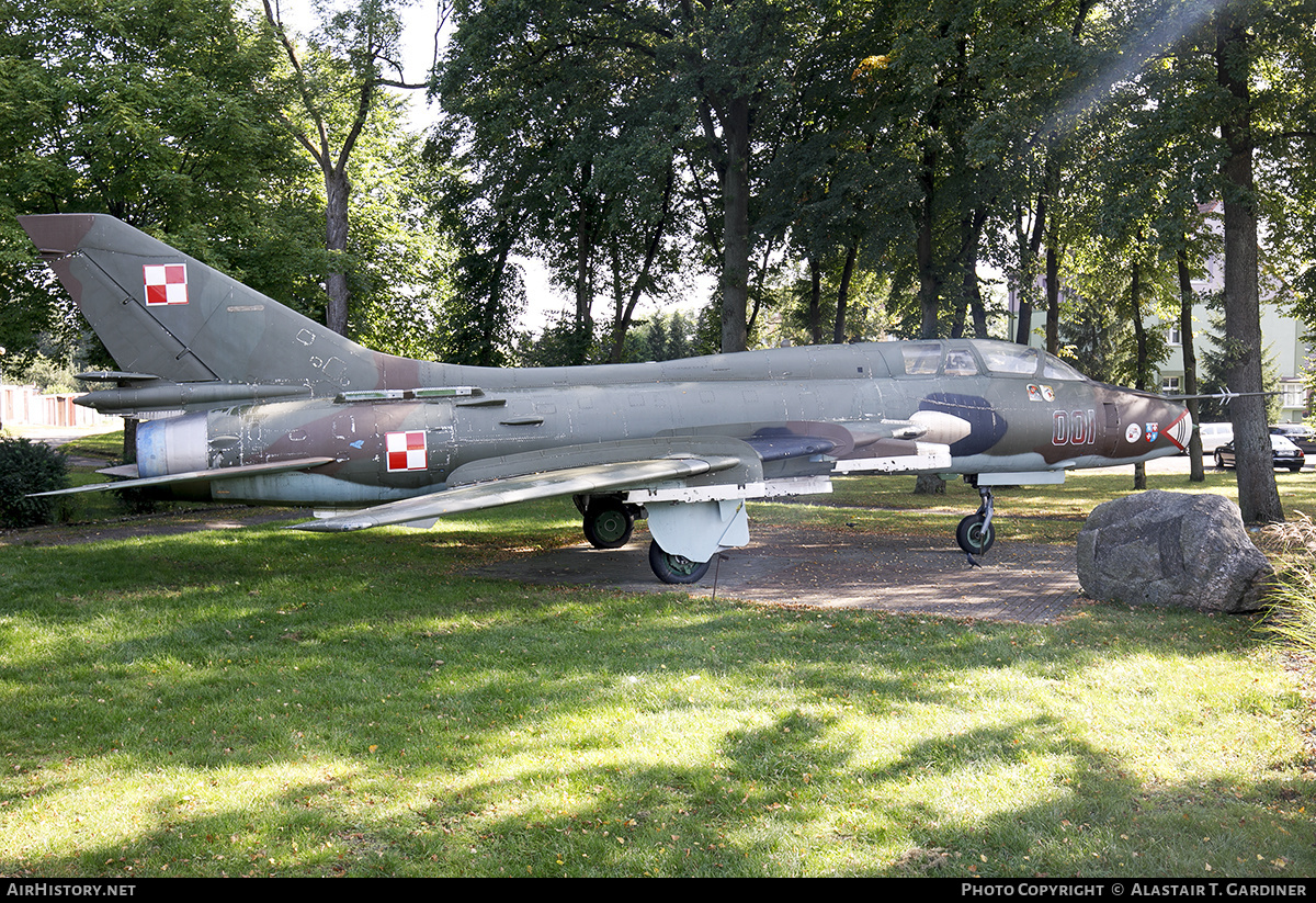 Aircraft Photo of 001 | Sukhoi Su-22UM3K | Poland - Air Force | AirHistory.net #624422