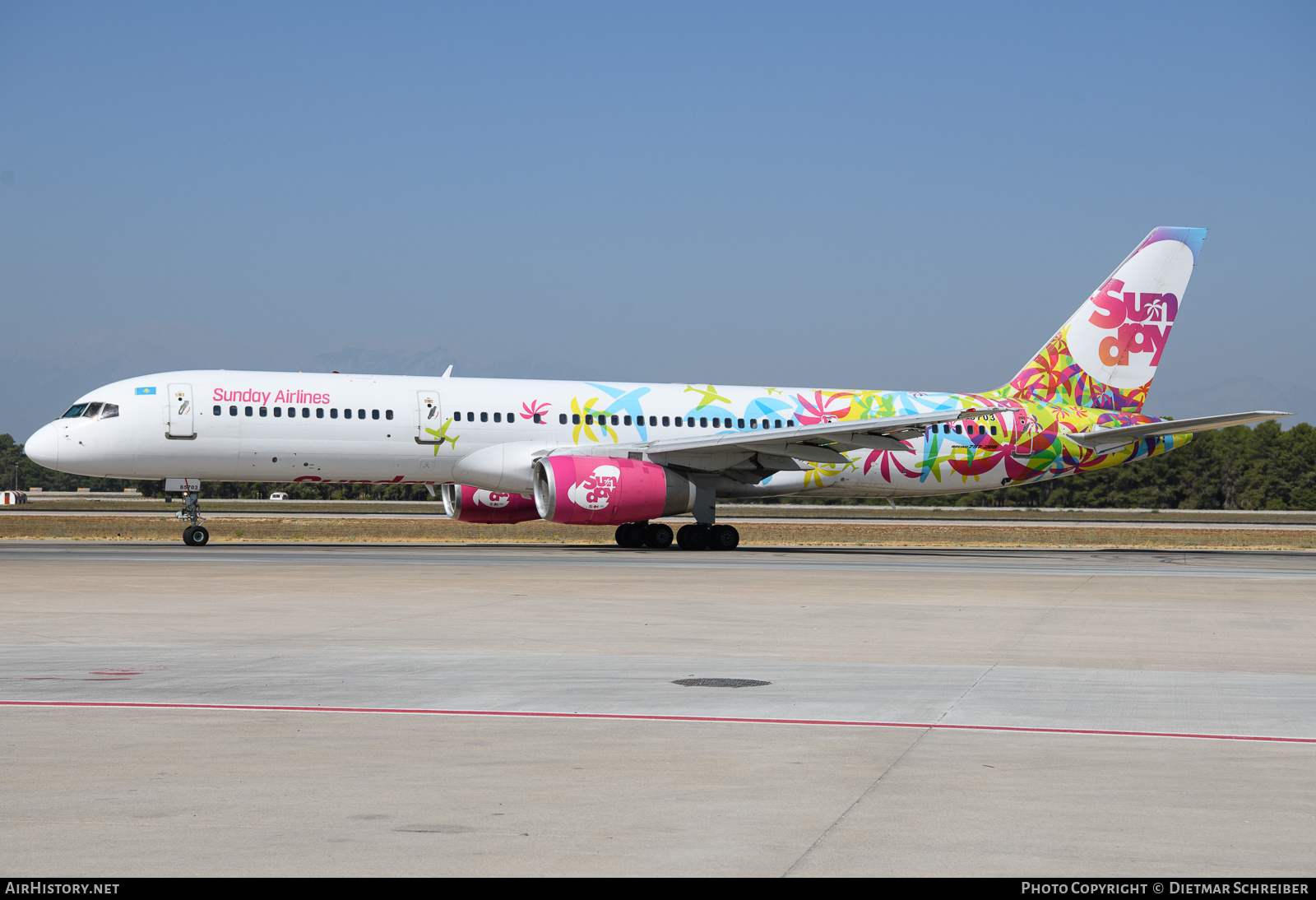 Aircraft Photo of UP-B5703 | Boeing 757-21B | Sunday Airlines | AirHistory.net #624451
