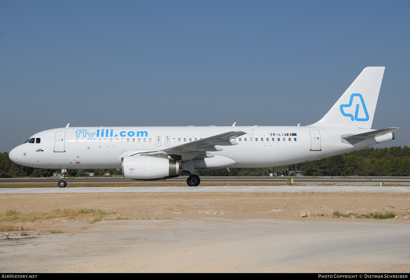 Aircraft Photo of YR-LIA | Airbus A320-232 | Fly Lili | AirHistory.net #624503