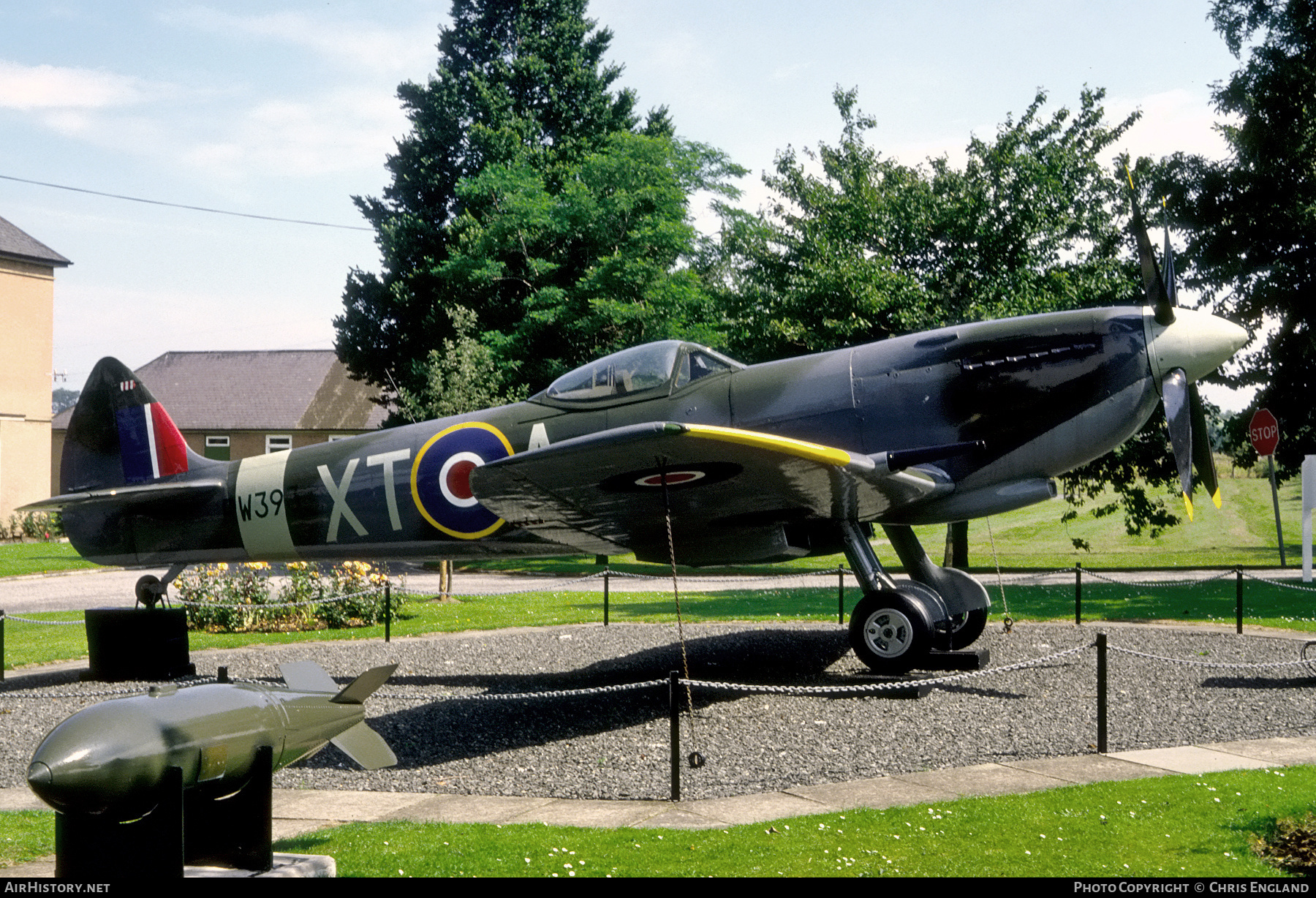 Aircraft Photo of RW393 | Supermarine 361 Spitfire LF16E | UK - Air Force | AirHistory.net #624567