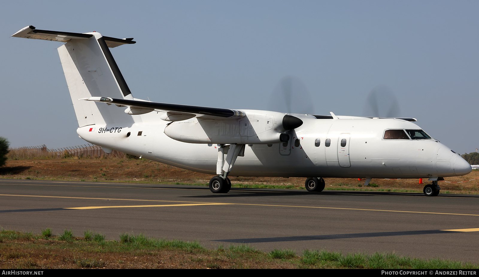 Aircraft Photo of 9H-CTG | De Havilland Canada DHC-8-102 Dash 8 | AirHistory.net #624571