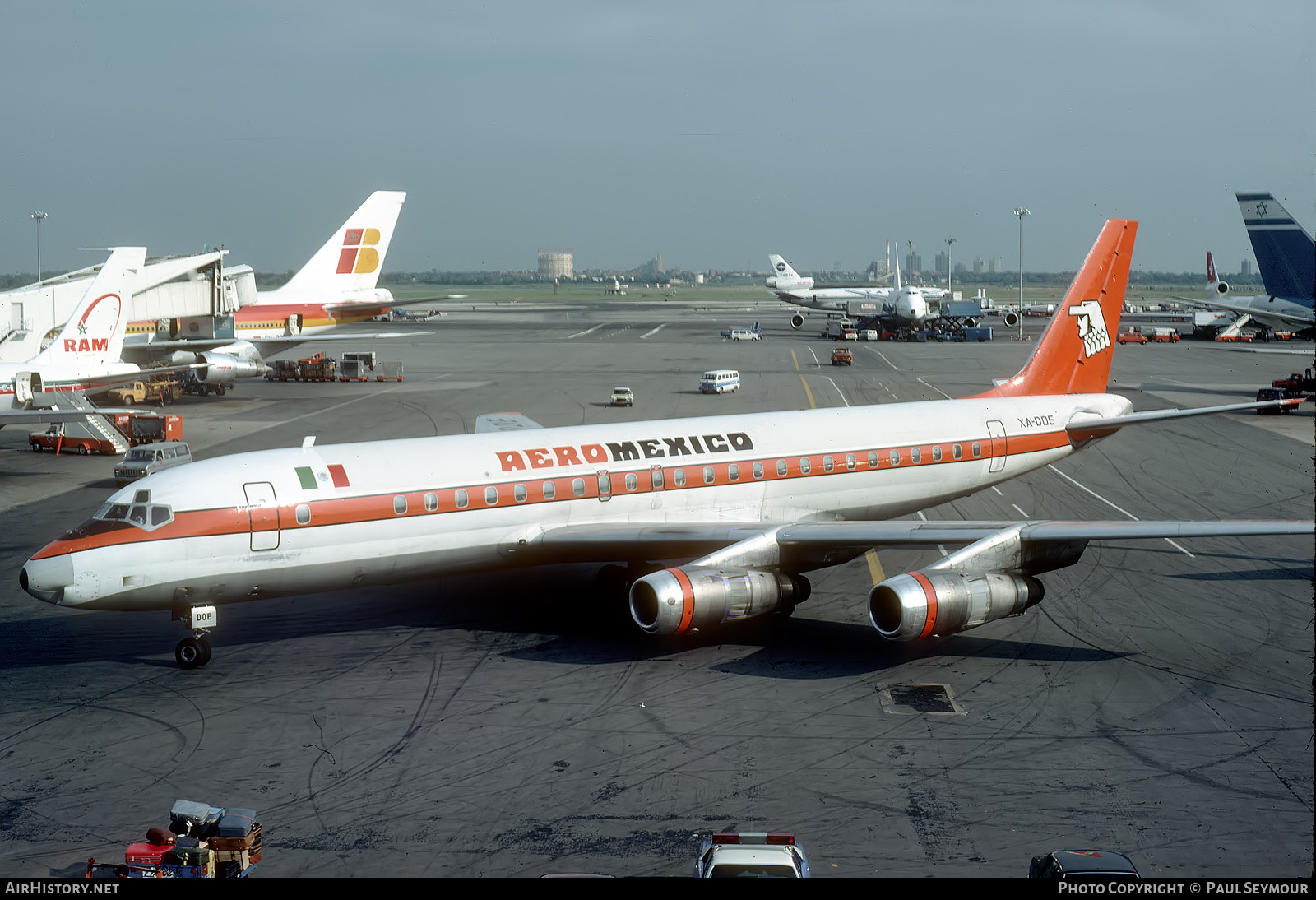 Aircraft Photo of XA-DOE | Douglas DC-8-51 | AeroMéxico | AirHistory.net #624709