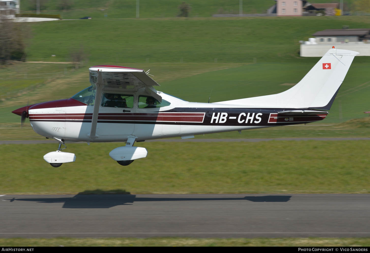 Aircraft Photo of HB-CHS | Cessna 182R Skylane | AirHistory.net #624777