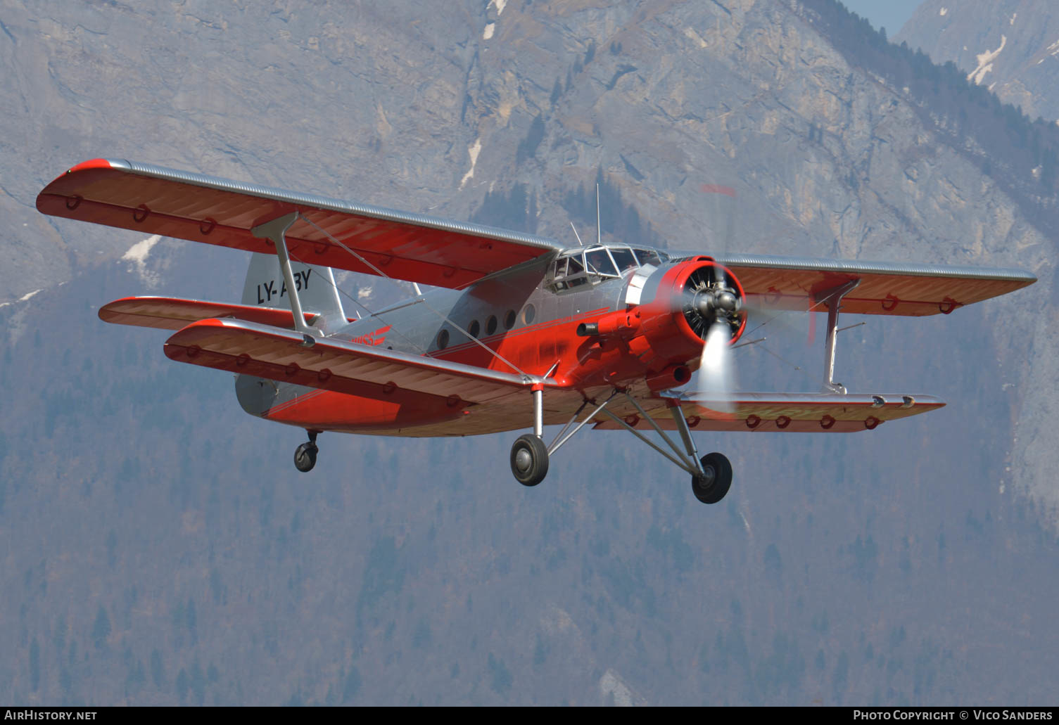 Aircraft Photo of LY-ABY | Antonov An-2TP | Aero Swiss Classic Flights | AirHistory.net #624796