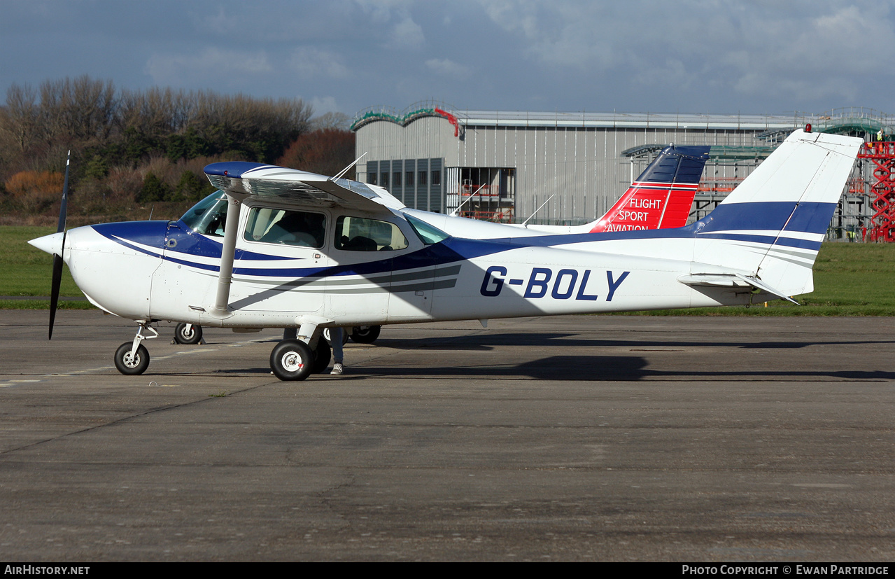 Aircraft Photo of G-BOLY | Cessna 172N Skyhawk | AirHistory.net #624841