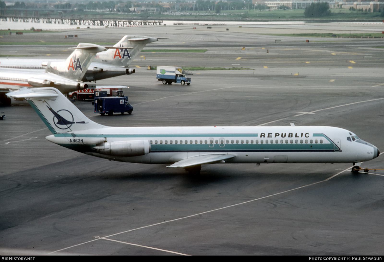 Aircraft Photo of N963N | McDonnell Douglas DC-9-31 | Republic Airlines | AirHistory.net #624943