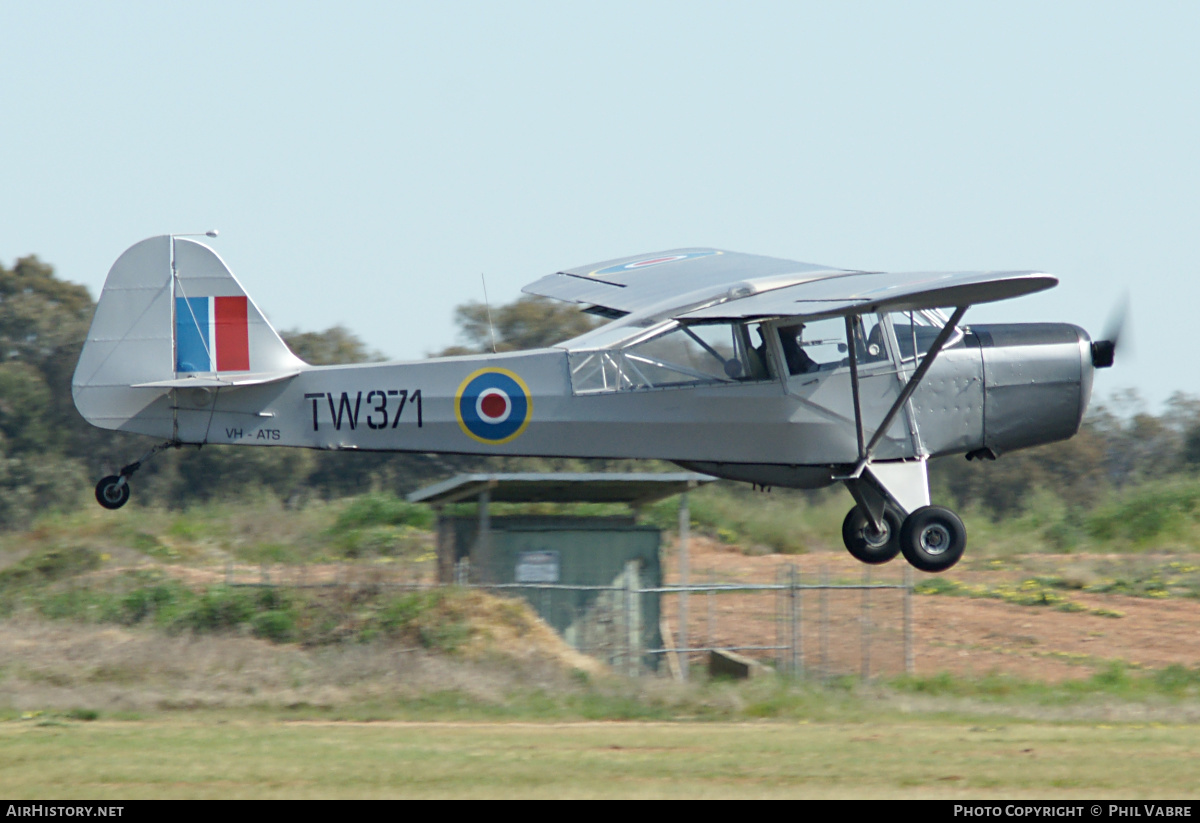 Aircraft Photo of VH-ATS / TW371 | Taylorcraft J Auster Mk5 | UK - Air Force | AirHistory.net #625178