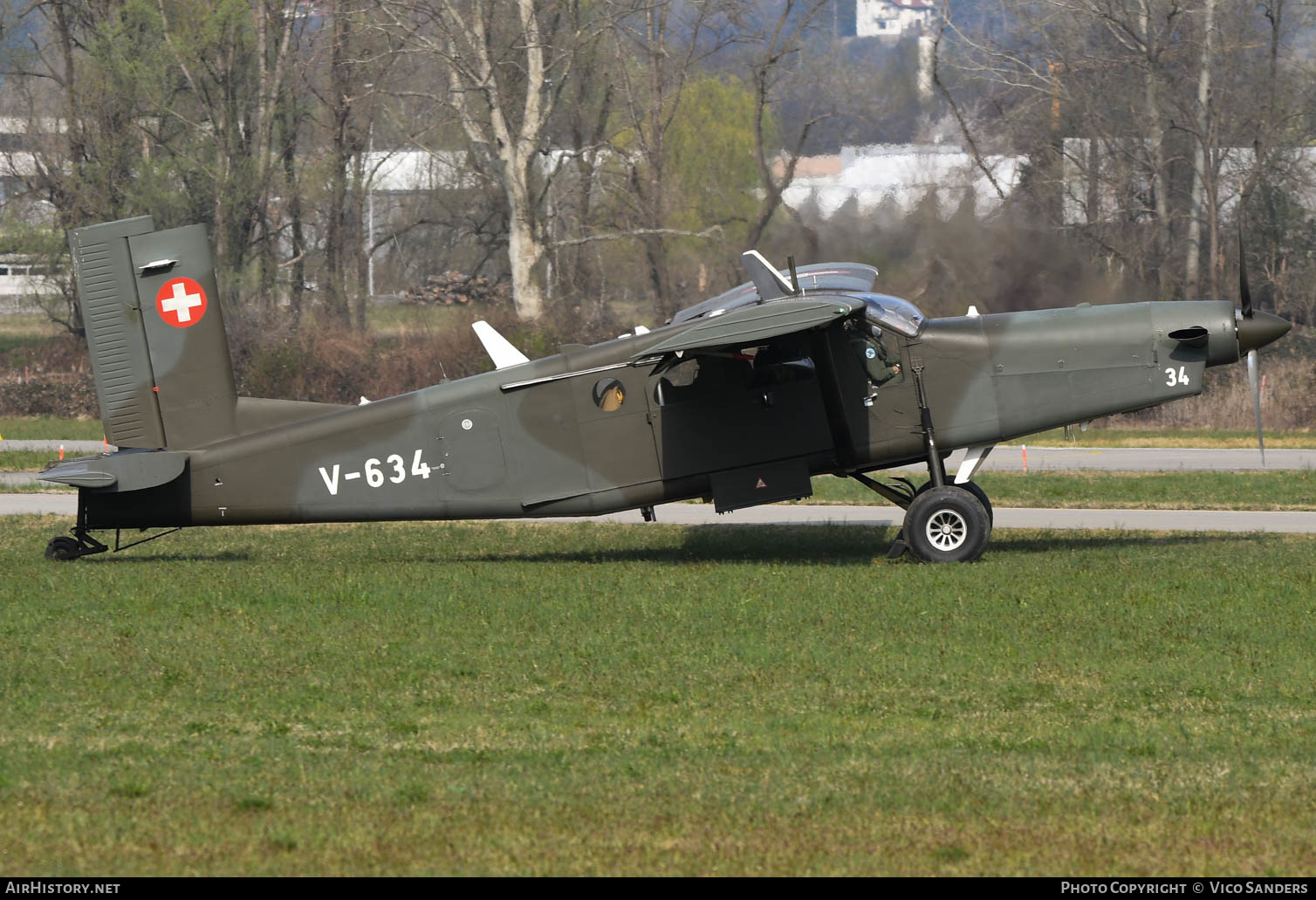Aircraft Photo of V-634 | Pilatus PC-6/B2-H2M Turbo Porter | Switzerland - Air Force | AirHistory.net #625194