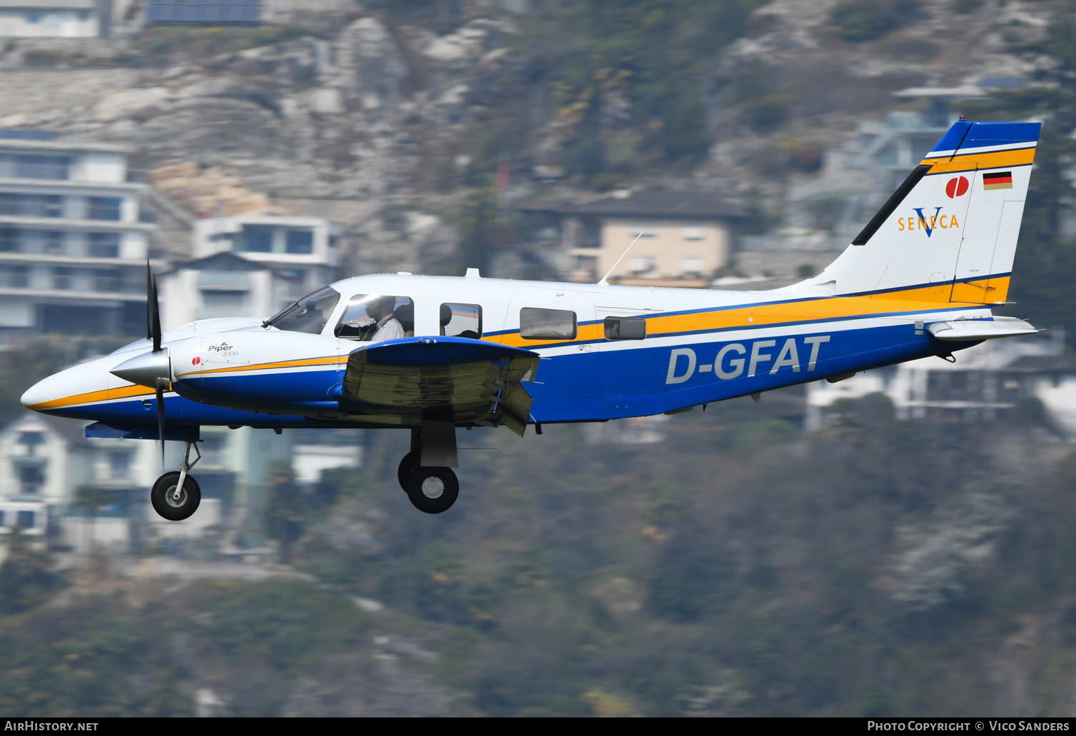 Aircraft Photo of D-GFAT | Piper PA-34-220T Seneca V | Franconia Air Service | AirHistory.net #625197