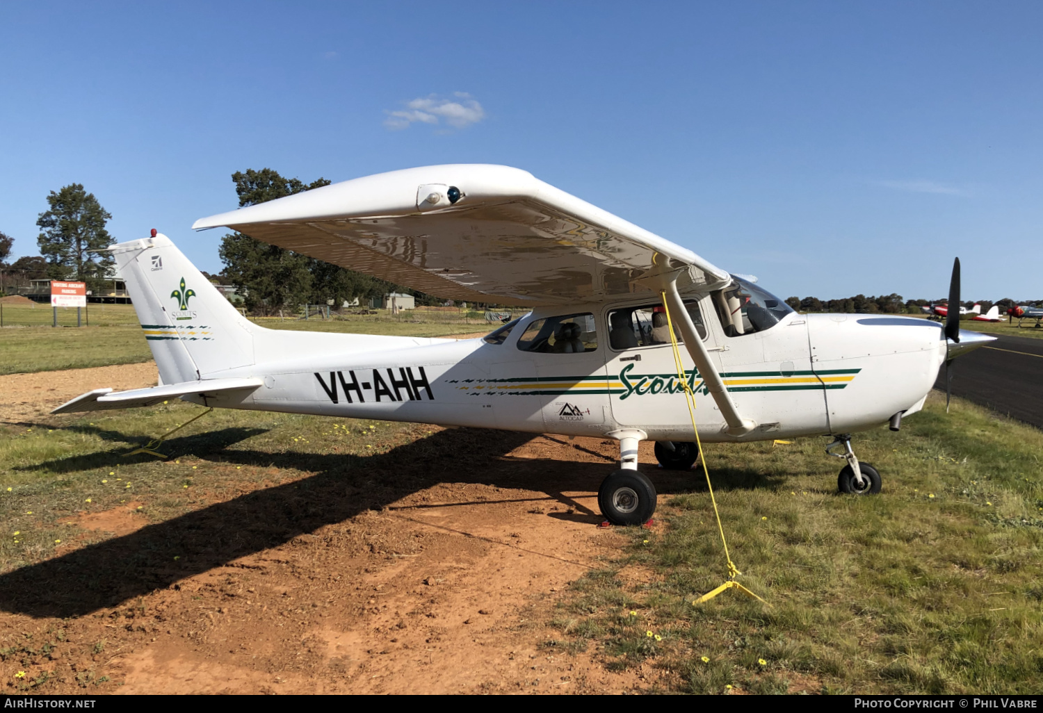 Aircraft Photo of VH-AHH | Cessna 172R Skyhawk | Scouts Australia | AirHistory.net #625222