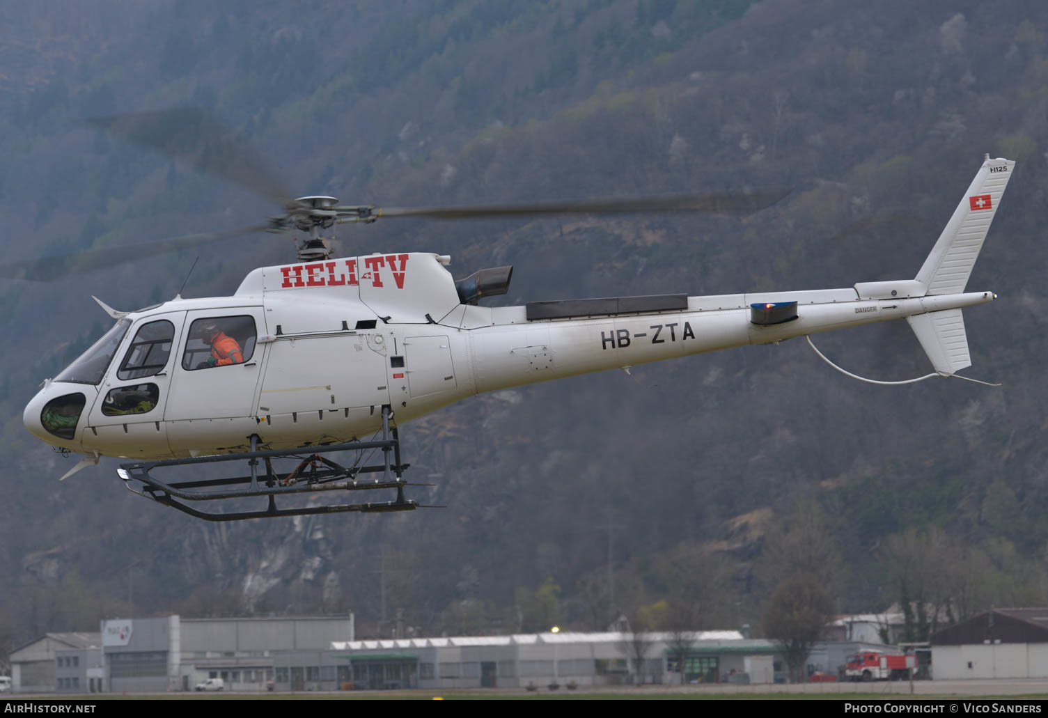 Aircraft Photo of HB-ZTA | Eurocopter AS-350B-3E Ecureuil | Heli-TV | AirHistory.net #625238