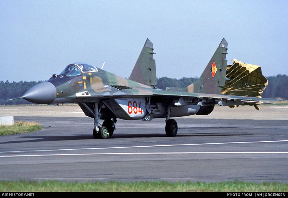 Aircraft Photo of 684 | Mikoyan-Gurevich MiG-29 | East Germany - Air Force | AirHistory.net #625298