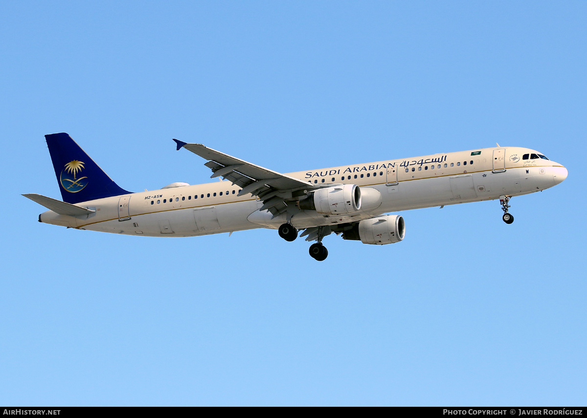 Aircraft Photo of HZ-ASW | Airbus A321-211 | Saudi Arabian Airlines | AirHistory.net #625311