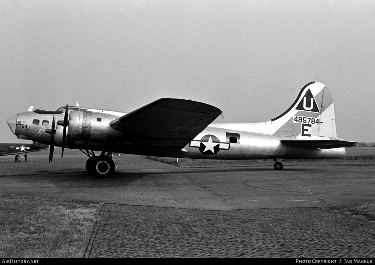 Aircraft Photo of G-BEDF / 485784 | Boeing B-17G Flying Fortress | USA - Air Force | AirHistory.net #625392