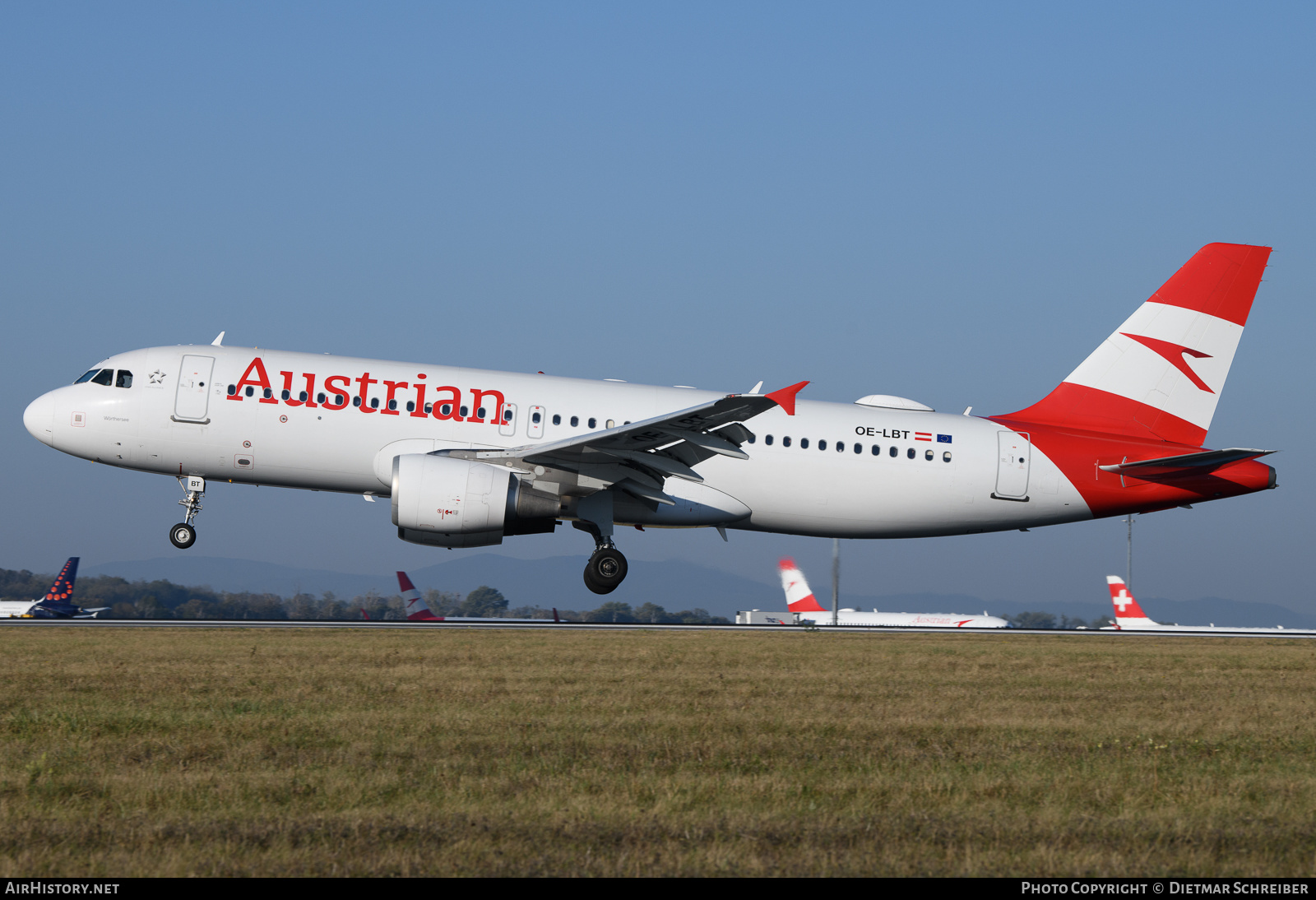 Aircraft Photo of OE-LBT | Airbus A320-214 | Austrian Airlines | AirHistory.net #625501