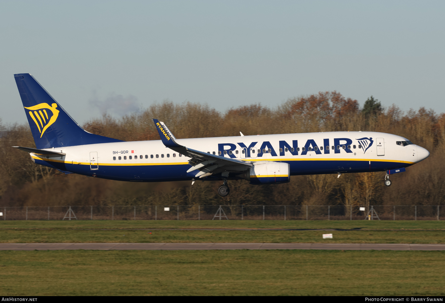 Aircraft Photo of 9H-QDR | Boeing 737-800 | Ryanair | AirHistory.net #625547