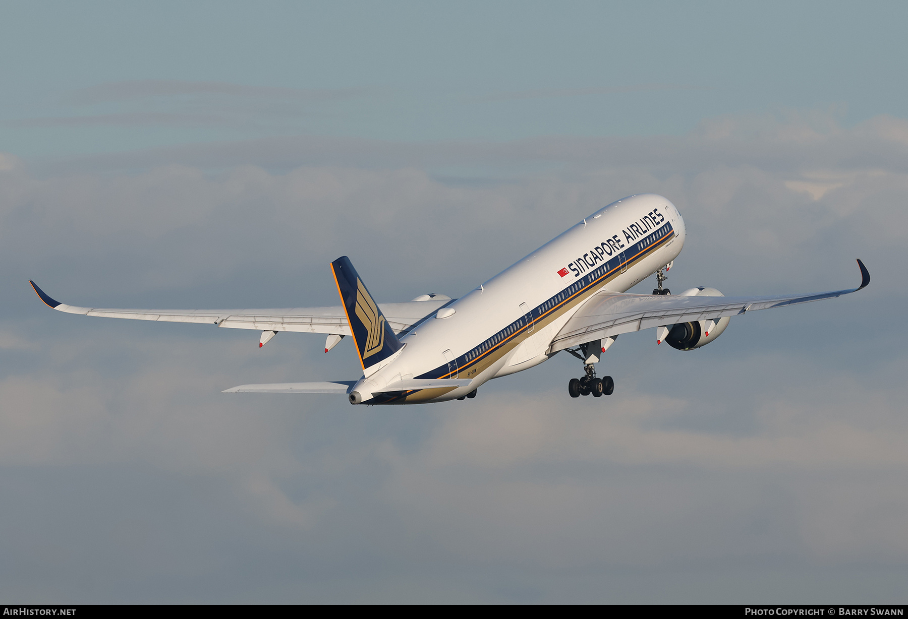 Aircraft Photo of 9V-SMW | Airbus A350-941 | Singapore Airlines | AirHistory.net #625556