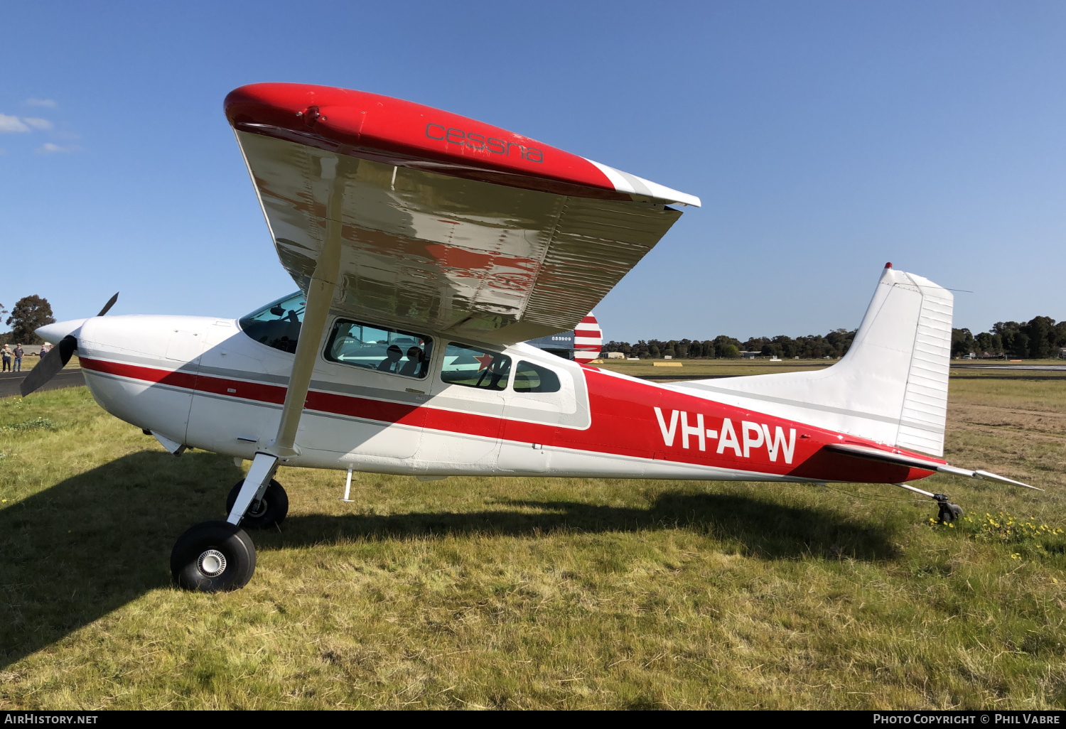 Aircraft Photo of VH-APW | Cessna 180K Skywagon 180 | AirHistory.net #625569
