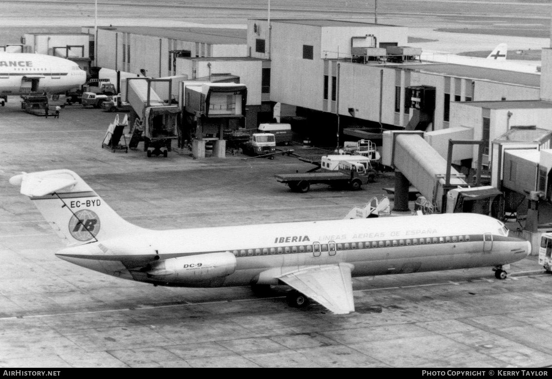 Aircraft Photo of EC-BYD | McDonnell Douglas DC-9-32 | Iberia | AirHistory.net #625726
