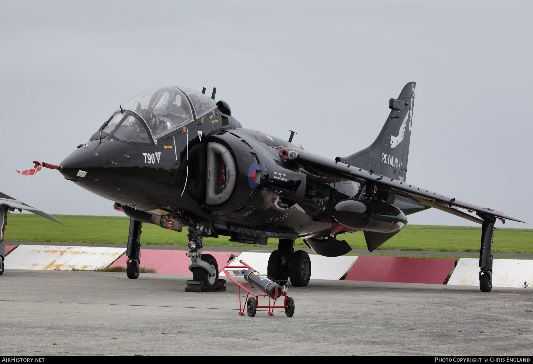 Aircraft Photo of ZD990 | Hawker Siddeley Harrier T8 | UK - Navy | AirHistory.net #625782