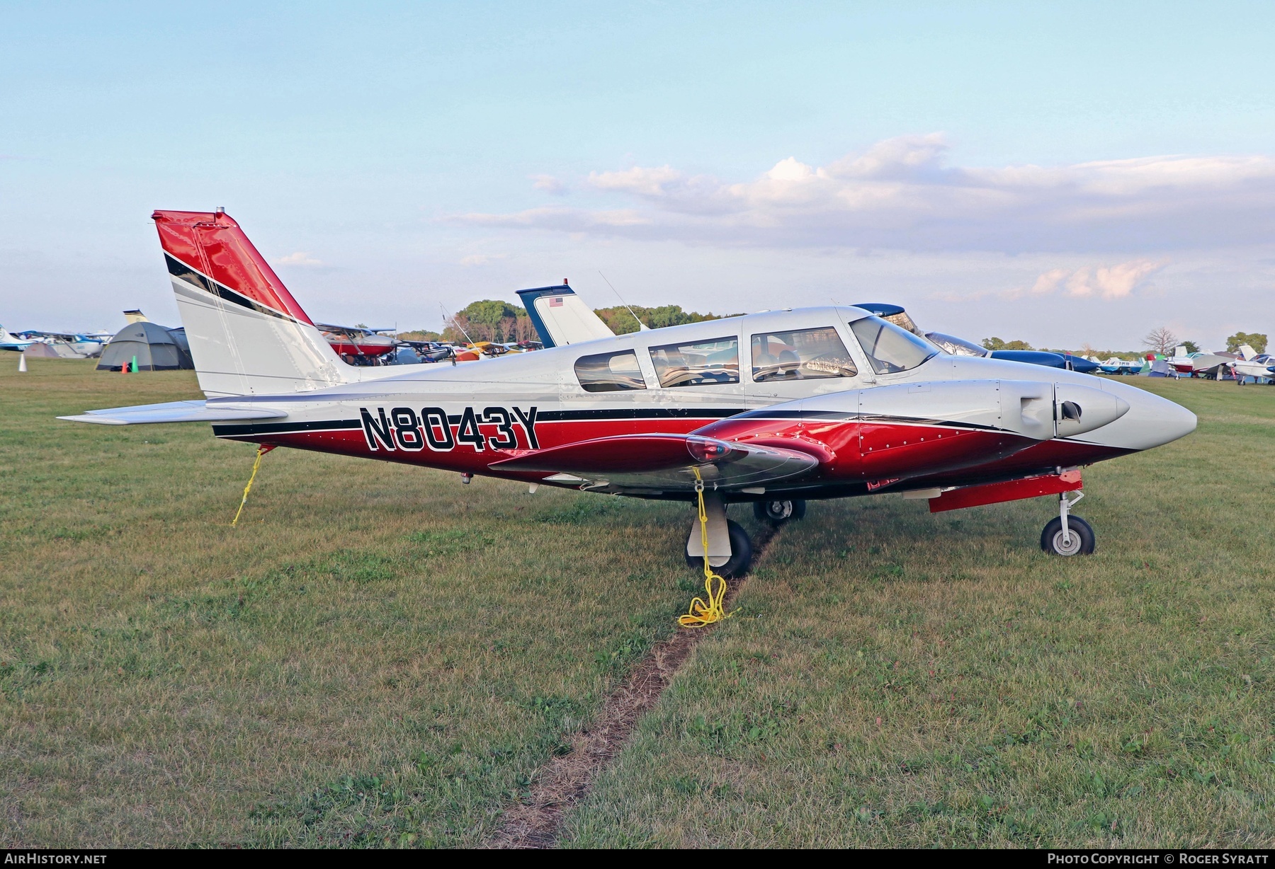 Aircraft Photo of N8043Y | Piper PA-30-160 Twin Comanche B | AirHistory.net #625788