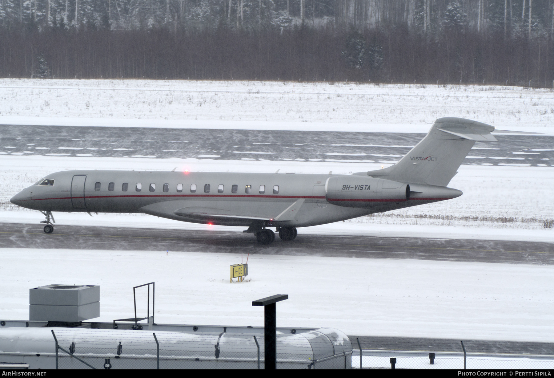 Aircraft Photo of 9H-VISTA | Bombardier Global 7500 (BD-700-2A12) | VistaJet | AirHistory.net #625797