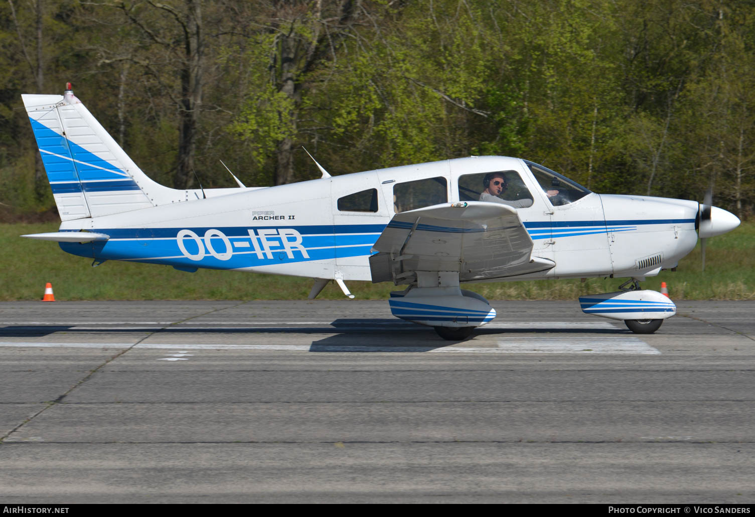 Aircraft Photo of OO-IFR | Piper PA-28-181 Archer II | AirHistory.net #625799