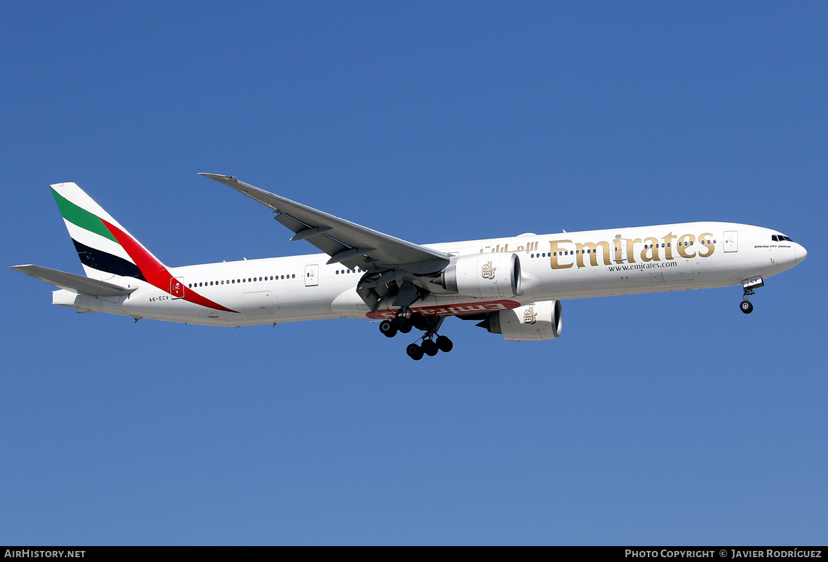 Aircraft Photo of A6-ECV | Boeing 777-31H/ER | Emirates | AirHistory.net #625819
