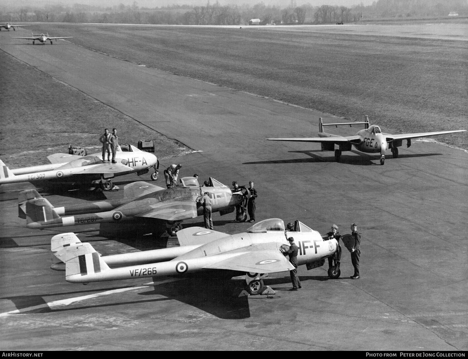 Aircraft Photo of VF266 | De Havilland D.H. 100 Vampire F1 | UK - Air Force | AirHistory.net #625834
