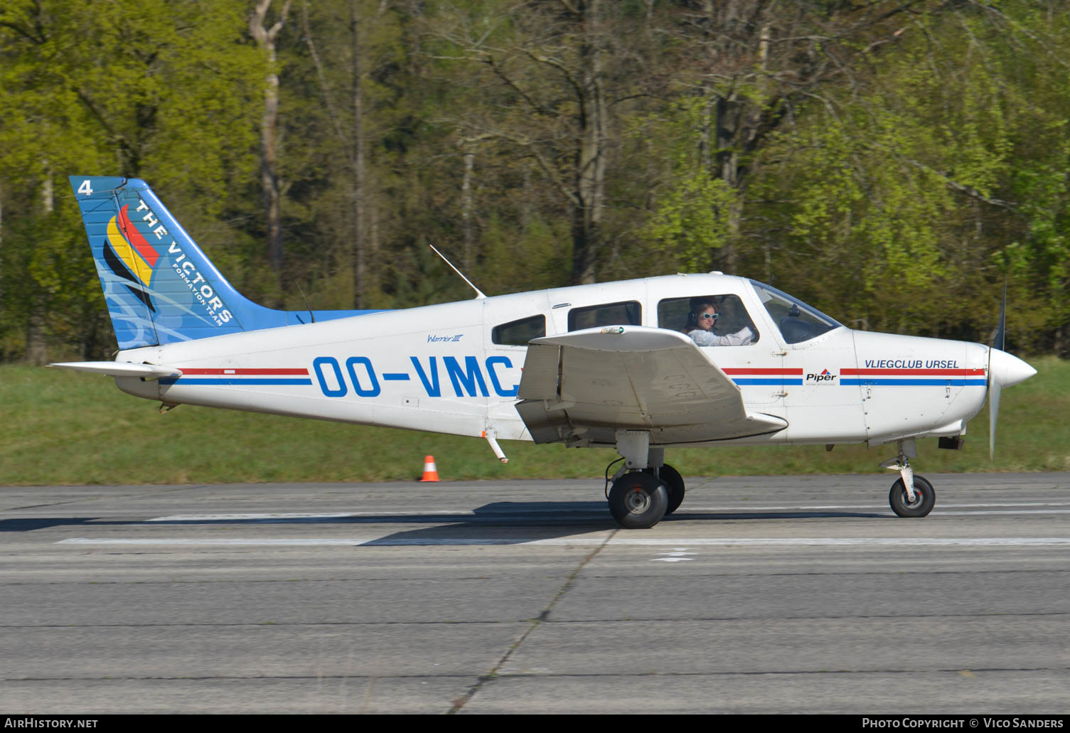 Aircraft Photo of OO-VMC | Piper PA-28-161 Warrior III | The Victors Formation Team | AirHistory.net #625851
