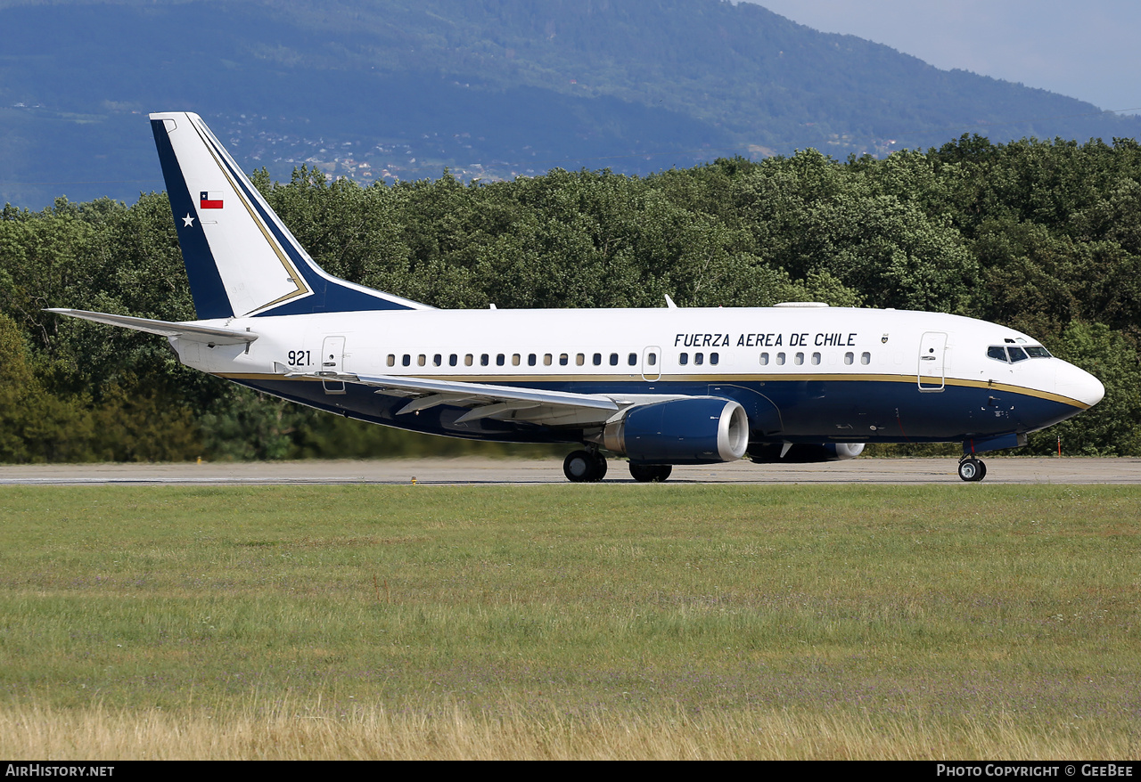 Aircraft Photo of 921 | Boeing 737-58N | Chile - Air Force | AirHistory.net #625908