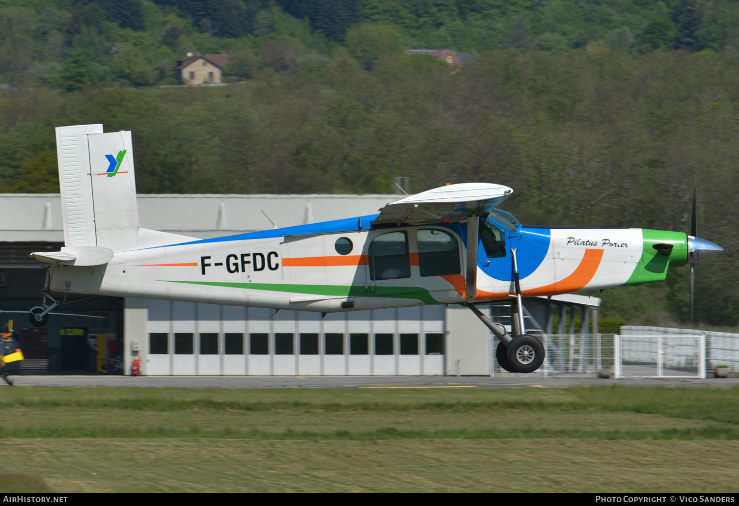 Aircraft Photo of F-GFDC | Pilatus PC-6/B2/34-H2 Turbo Porter | AirHistory.net #625922