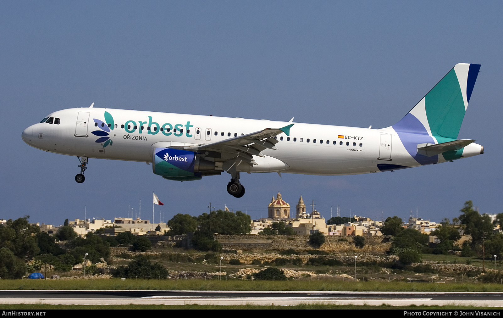 Aircraft Photo of EC-KYZ | Airbus A320-214 | Orbest Orizonia Airlines | AirHistory.net #626006