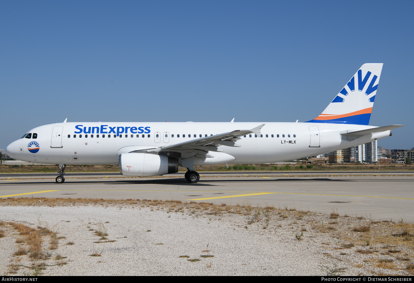 Aircraft Photo of LY-MLK | Airbus A320-232 | SunExpress | AirHistory.net #626011