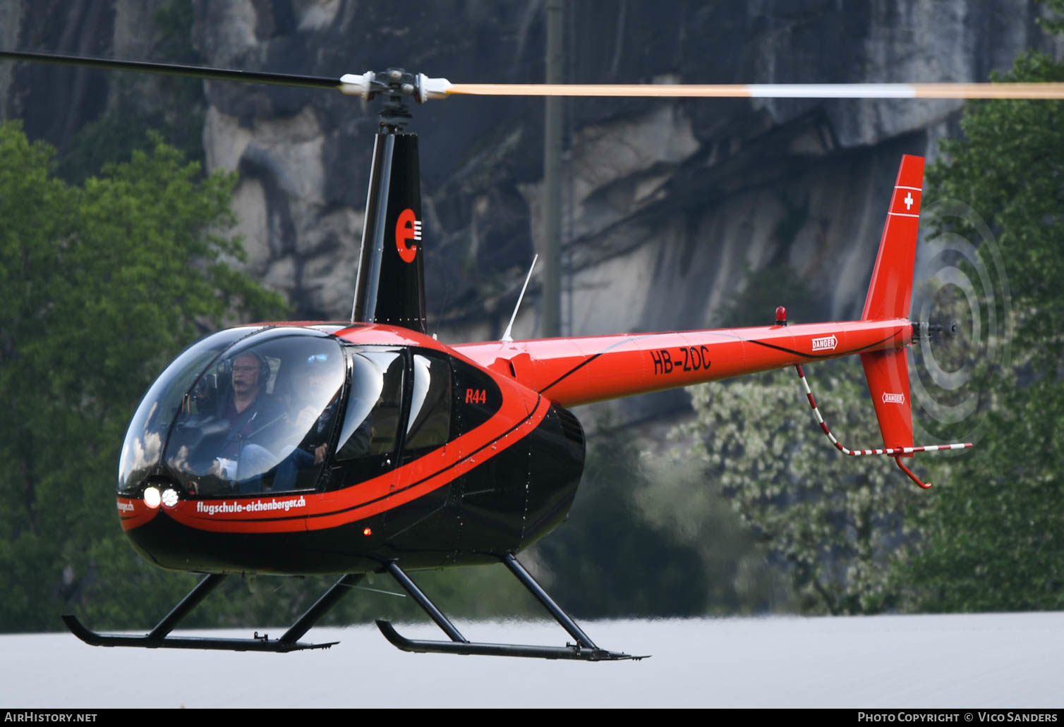 Aircraft Photo of HB-ZOC | Robinson R-44 Raven I | Flugschule Eichenberger | AirHistory.net #626055