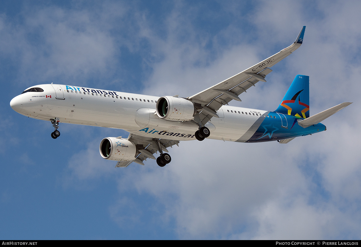 Aircraft Photo of C-GOJC | Airbus A321-271NX | Air Transat | AirHistory.net #626084