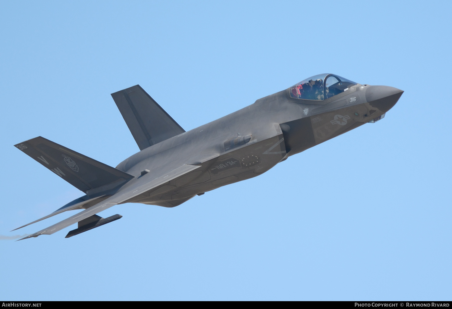 Aircraft Photo of 169790 | Lockheed Martin F-35C Lightning II | USA - Marines | AirHistory.net #626089