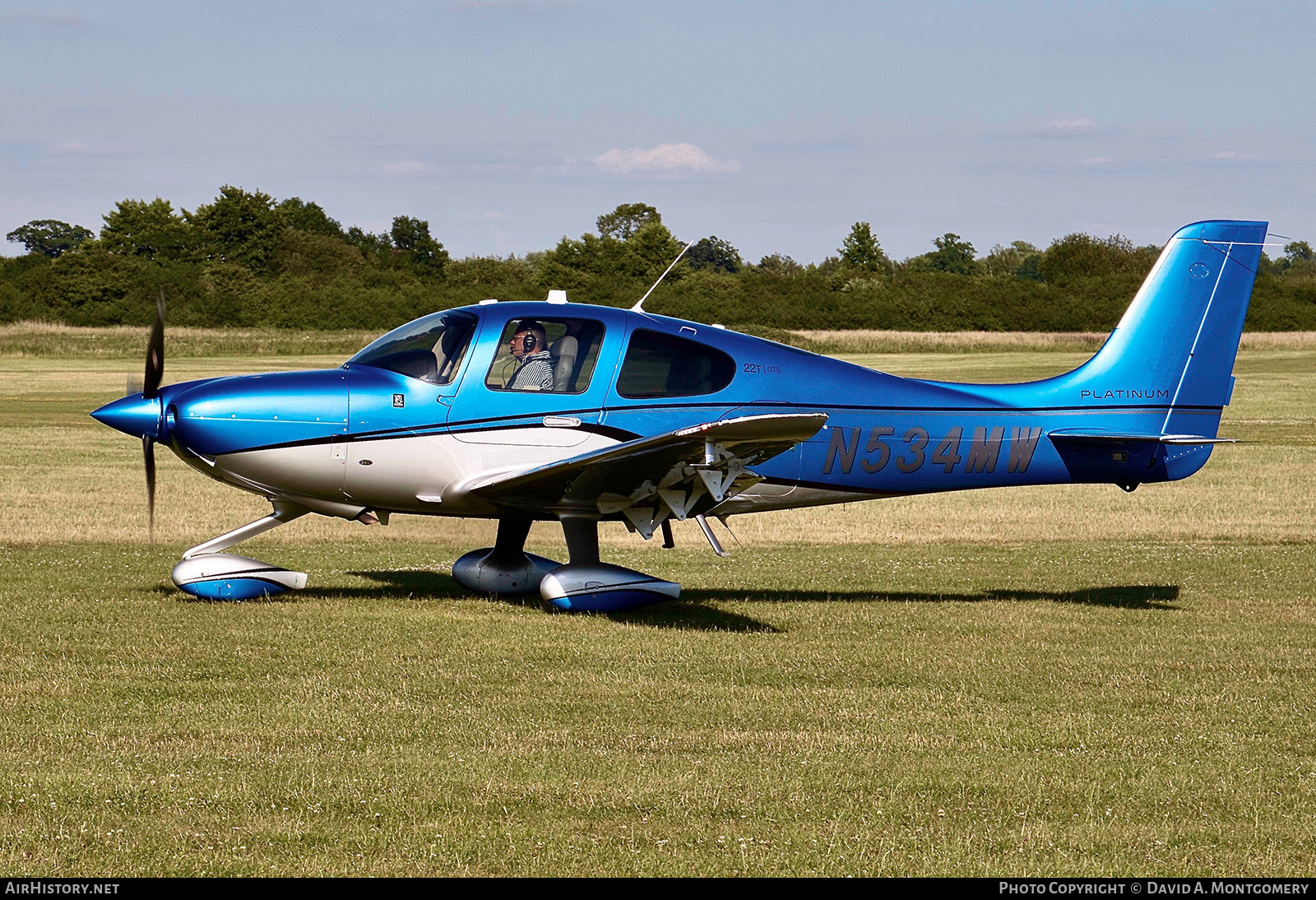 Aircraft Photo of N534MW | Cirrus SR-22T G6-GTS Platinum | AirHistory.net #626118