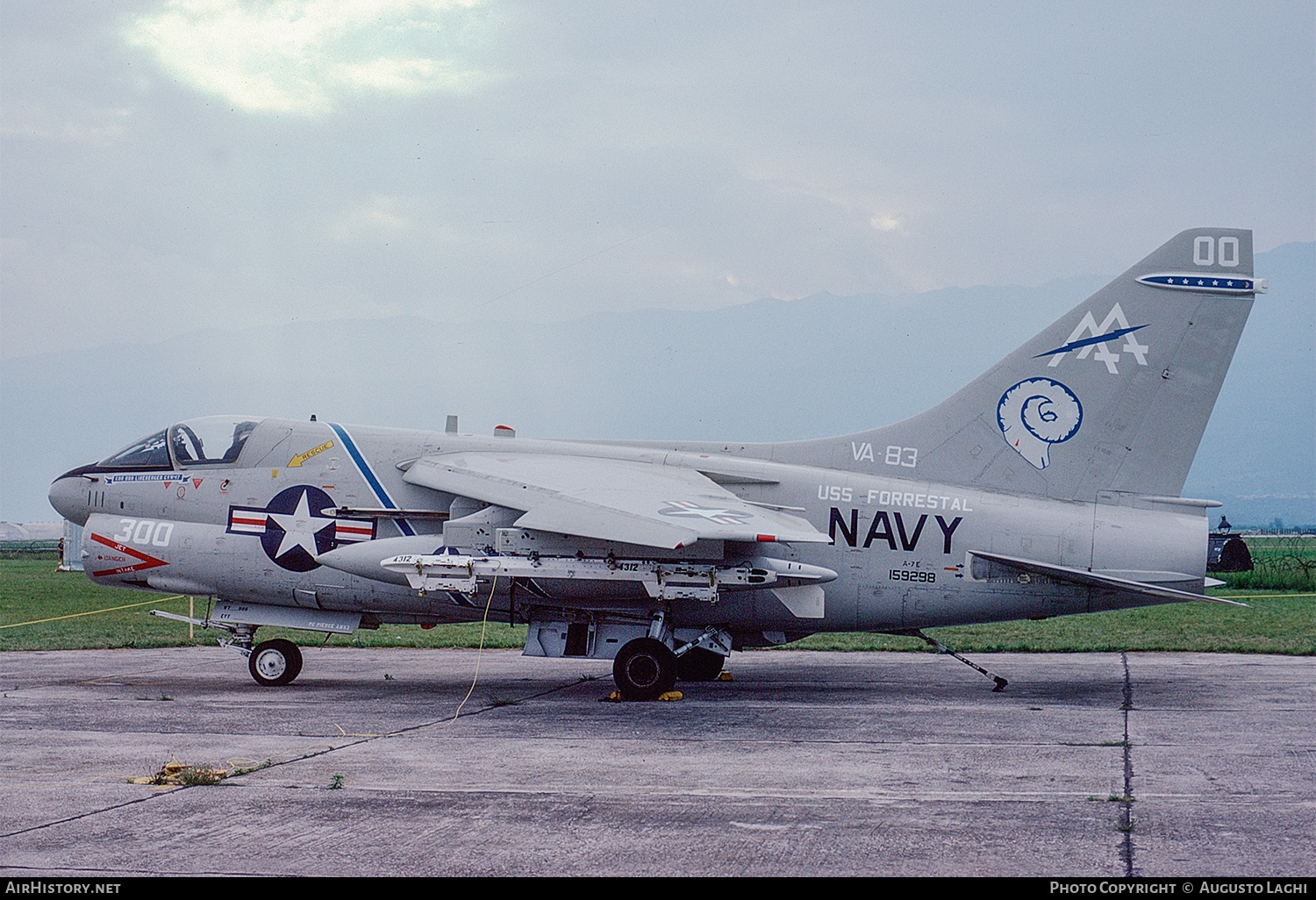 Aircraft Photo of 159298 | LTV A-7E Corsair II | USA - Navy | AirHistory.net #626133