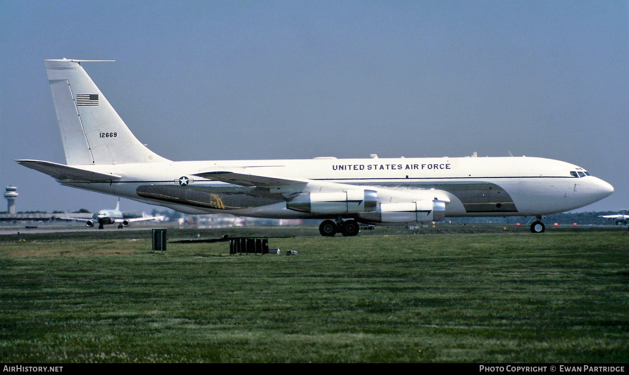 Aircraft Photo of 61-2669 / 12669 | Boeing C-135C Stratolifter | USA - Air Force | AirHistory.net #626135