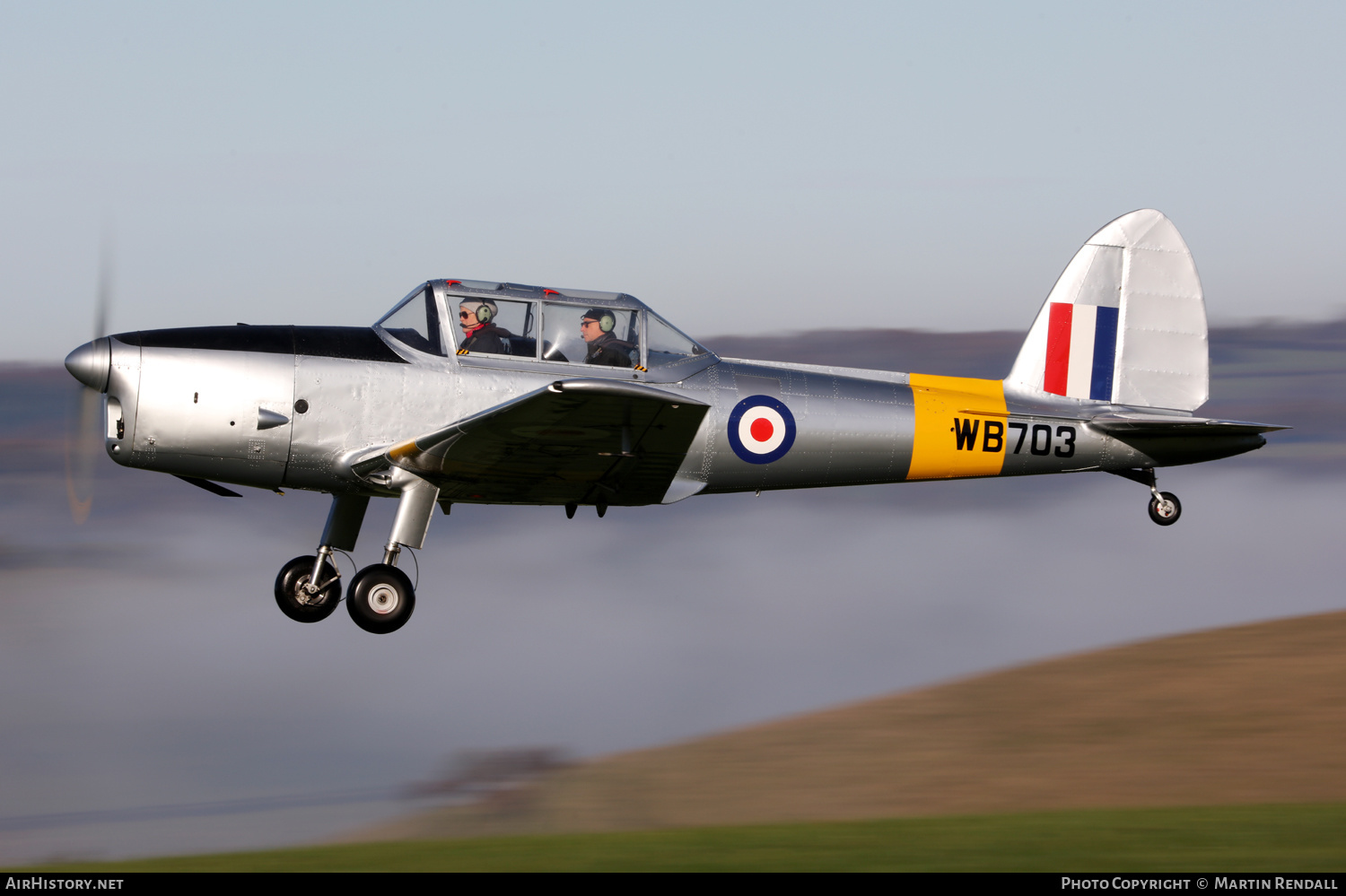 Aircraft Photo of G-ARMC / WB703 | De Havilland DHC-1 Chipmunk Mk22A | UK - Air Force | AirHistory.net #626172