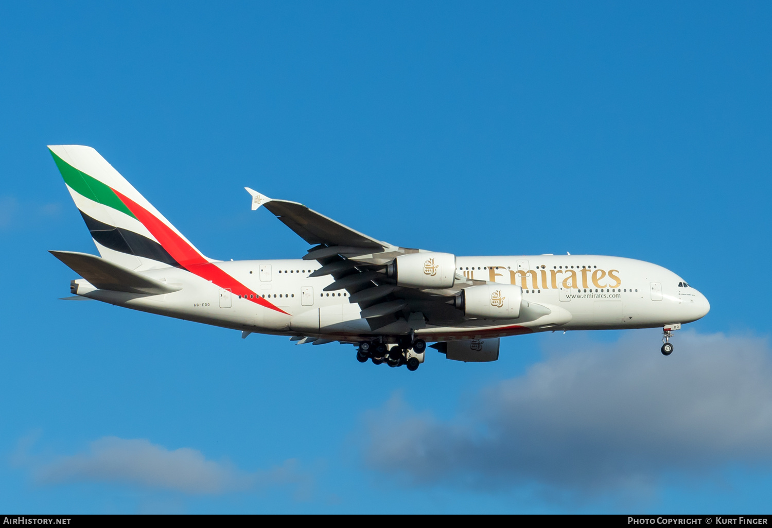 Aircraft Photo of A6-EDO | Airbus A380-861 | Emirates | AirHistory.net #626242