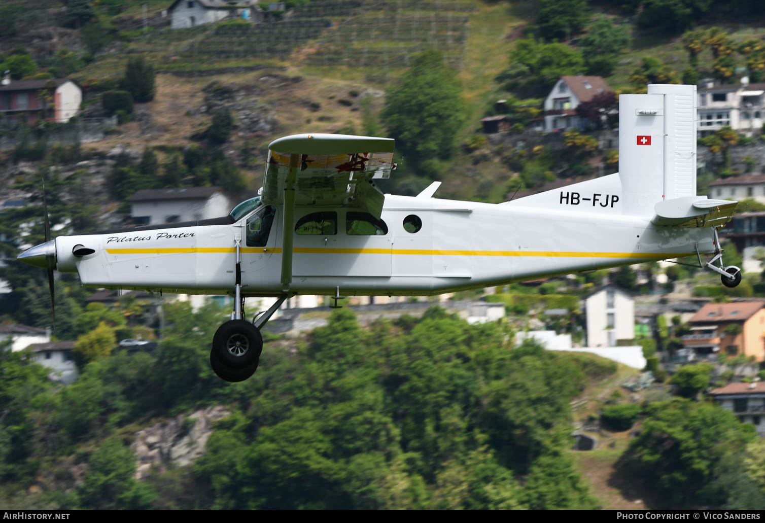 Aircraft Photo of HB-FJP | Pilatus PC-6/B2-H4 Turbo Porter | AirHistory.net #626294