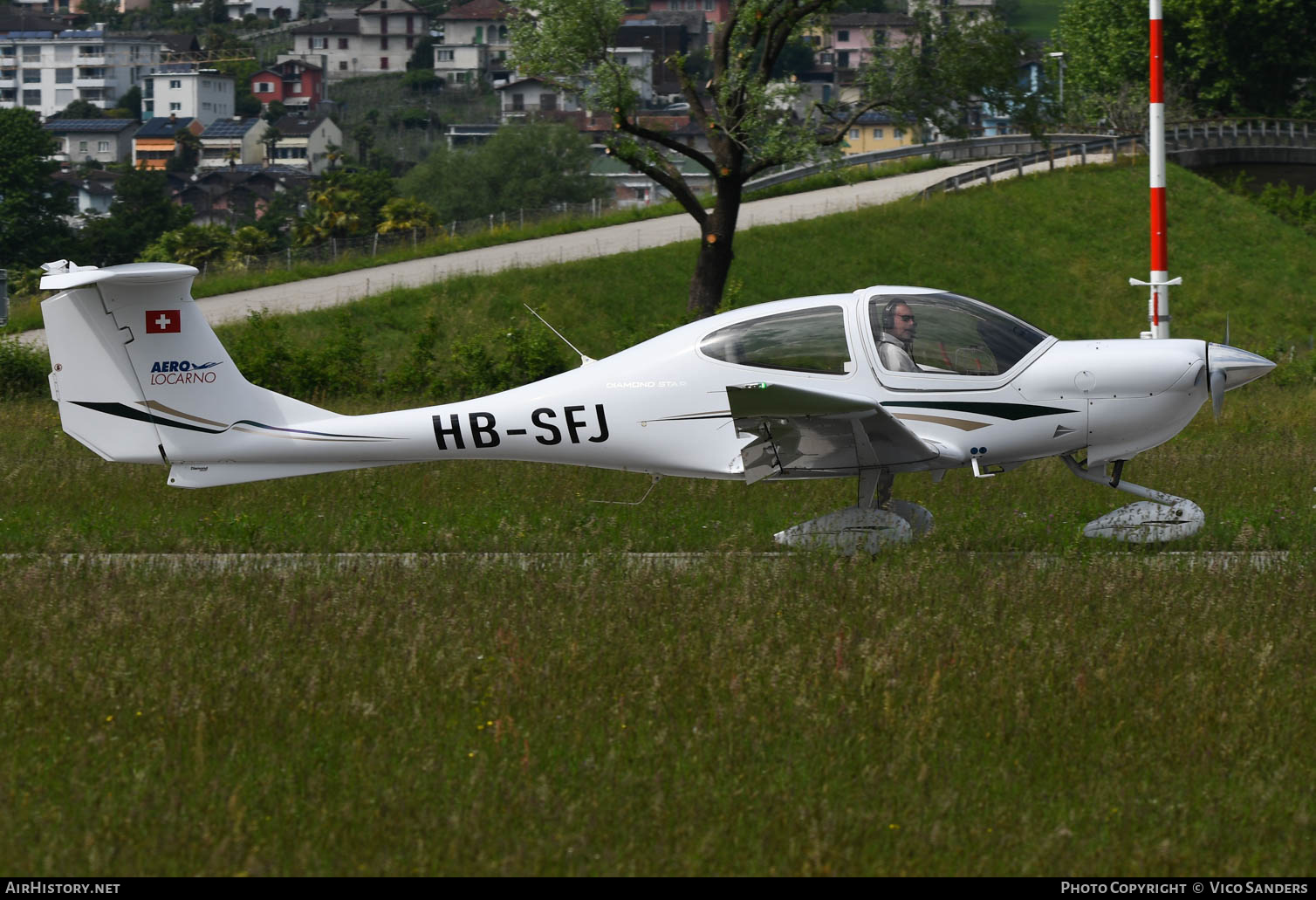Aircraft Photo of HB-SFJ | Diamond DA40 Diamond Star | Aero Locarno | AirHistory.net #626401