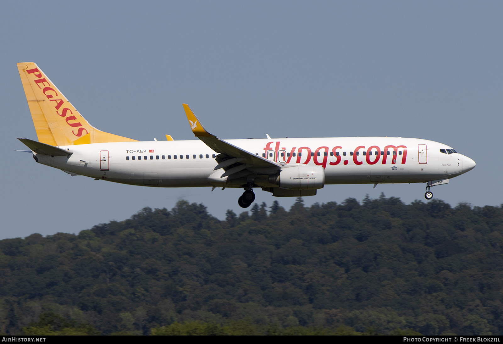 Aircraft Photo of TC-AEP | Boeing 737-82R | Pegasus Airlines | AirHistory.net #626488