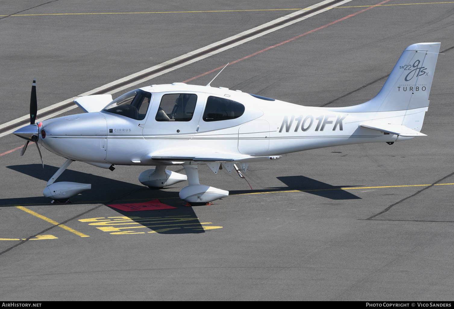 Aircraft Photo of N101FK | Cirrus SR-22 G3-GTSX Turbo | AirHistory.net #626522