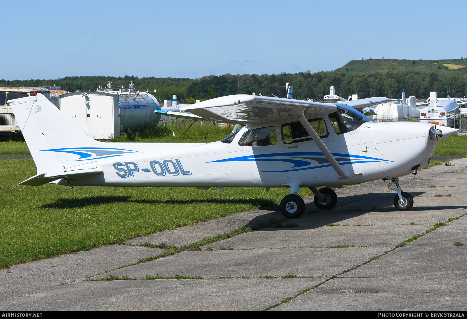 Aircraft Photo of SP-OOL | Cessna 172S Skyhawk SP | AirHistory.net #626642
