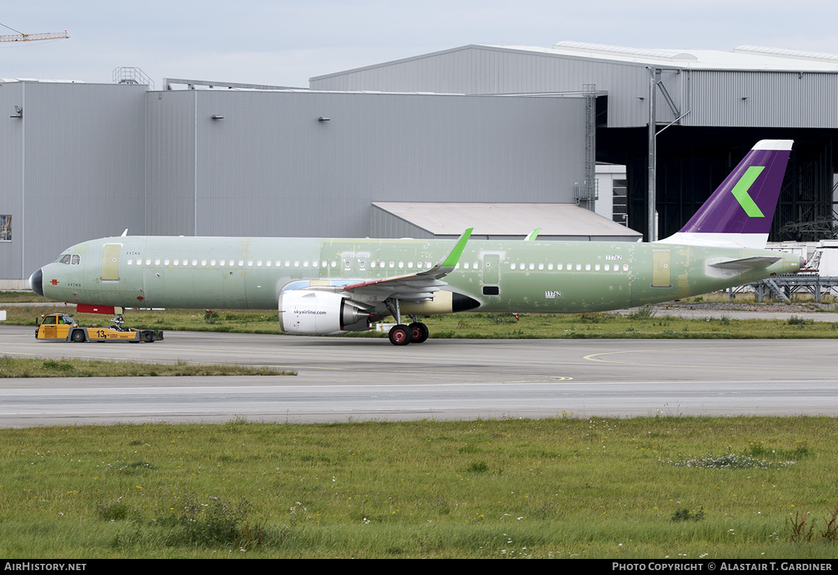 Aircraft Photo of D-AVZT | Airbus A321-251NX | Sky Airline | AirHistory.net #626718