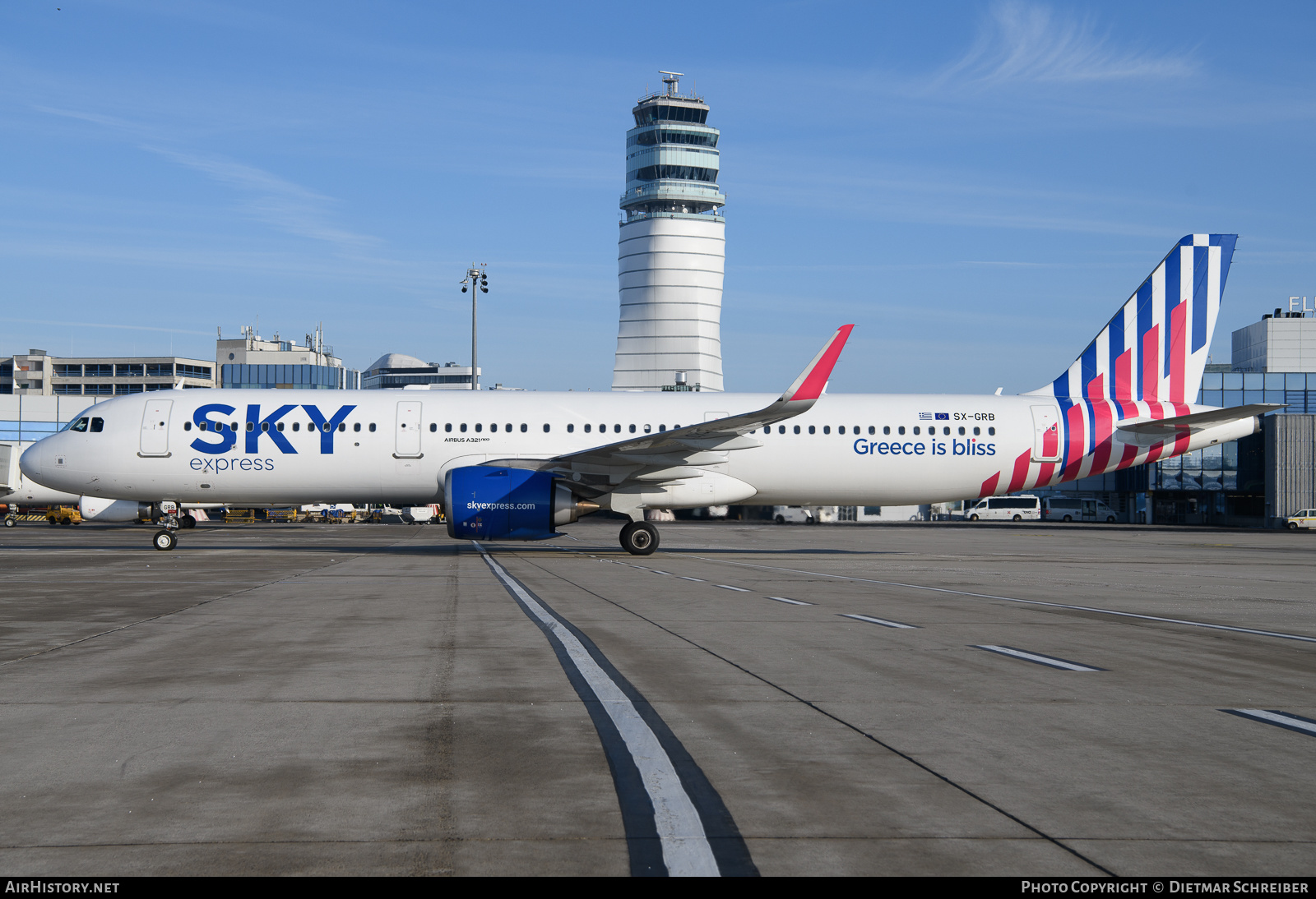Aircraft Photo of SX-GRB | Airbus A321-251N | Sky Express | AirHistory.net #626761
