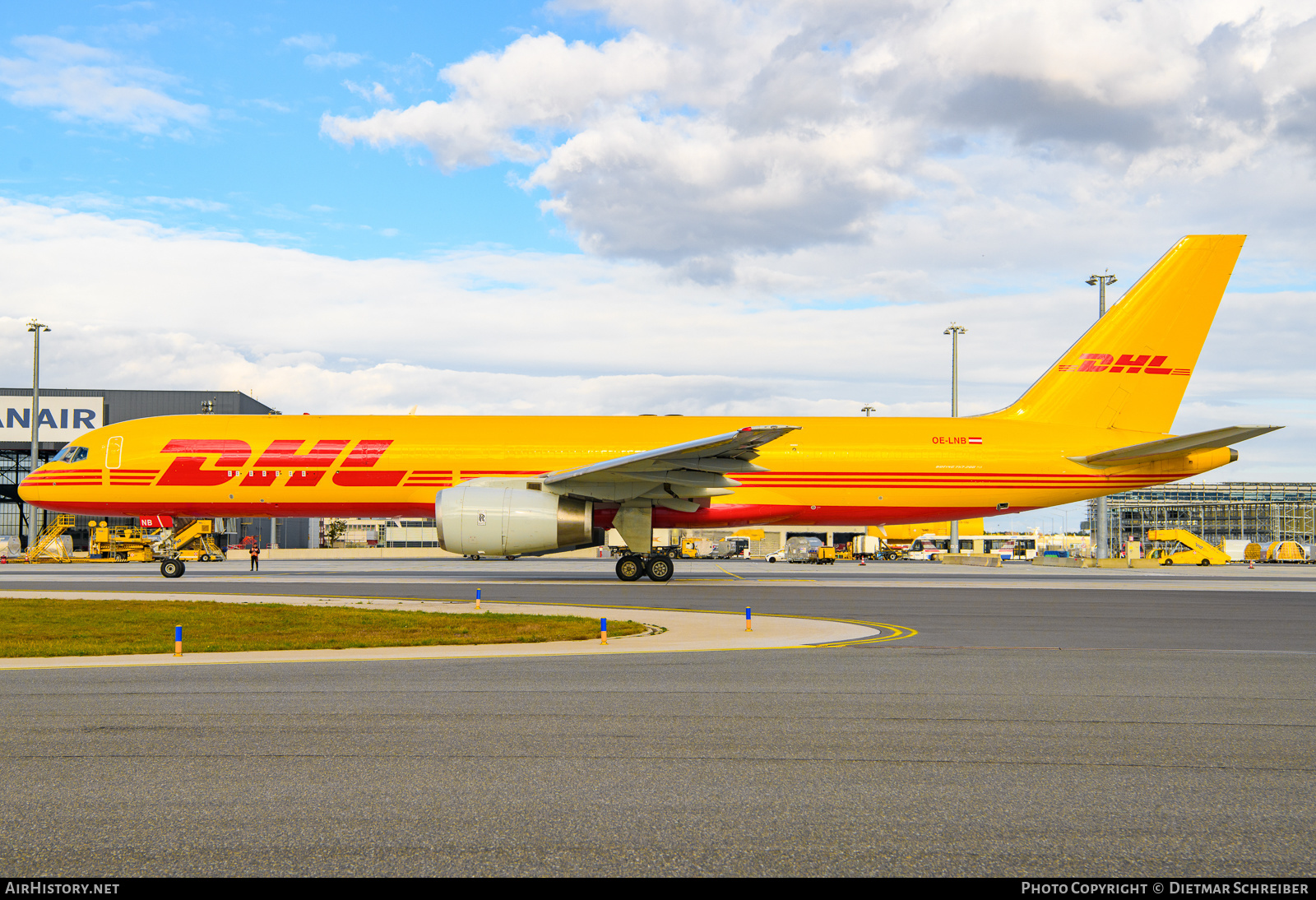 Aircraft Photo of OE-LNB | Boeing 757-236(PCF) | DHL International | AirHistory.net #626768